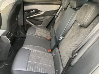 Peugeot 3008 Hybrid 145 e-DCS6 GT!MATRIXLED,PANO,KAMERA,NAVI,VOLL!