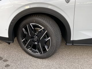 Peugeot 3008 Hybrid 145 e-DCS6 GT!MATRIXLED,PANO,KAMERA,NAVI,VOLL!