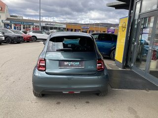 Fiat 500 Elektro 42 kWh Giorgio Armani