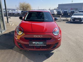 Fiat 600 Elektro 54 kWh La Prima