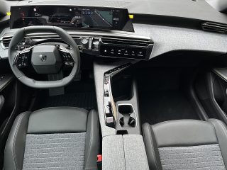 Peugeot 3008 Hybrid 145 E-DCS6 Allure Aut.!NAVI,KAMERA,ACC,LED,TOP!