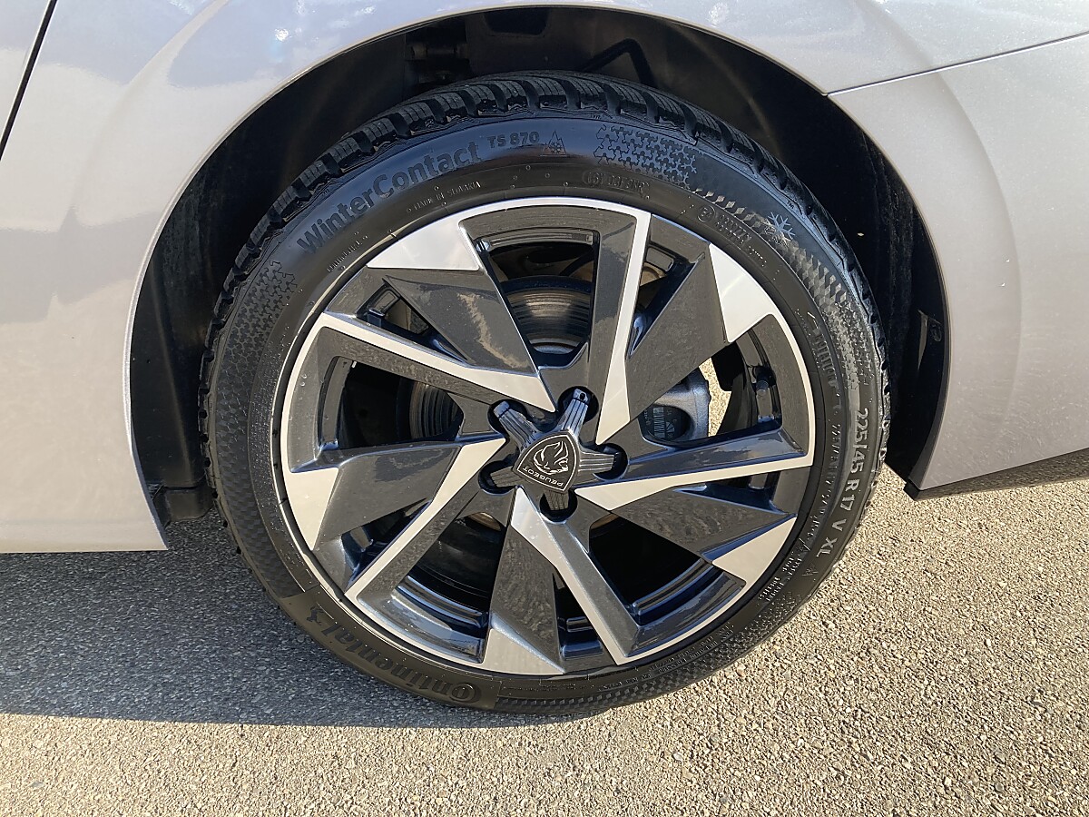 Peugeot 308 SW Hybrid 145 e-DSC6 Allure!NAVI,KAMERA,LED,TOP!