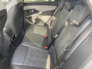 Peugeot 3008 Elektro 210 73kWh GT