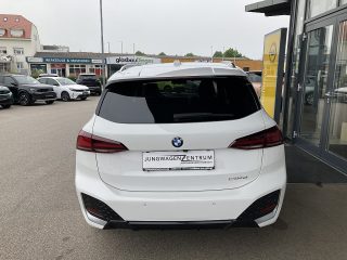 BMW 218d Active Tourer Aut.!M-SPORT,NAVI,LED,KAMERA,PANO!