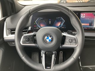 BMW 218d Active Tourer Aut.!M-SPORT,NAVI,LED,KAMERA,PANO!