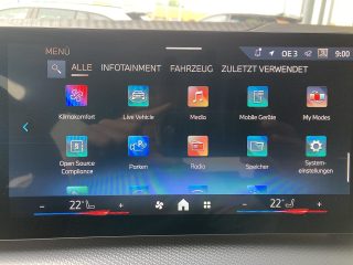 BMW 218d Active Tourer Aut.!M-SPORT,NAVI,LED,KAMERA,PANO!