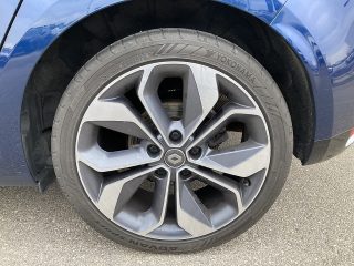 Renault Mégane Bose Blue dCi 115