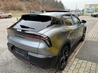 Alfa Romeo Junior Ibrida Speciale 1.2 MHEV e-DCT6!NAVI,PANORAMA,LED,KAMERA,TOP!