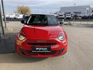 Fiat 600 Hybrid mHEV 110 6-Gang eDCT La Prima