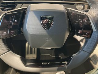 Peugeot 5008 Elektro 210 73kWh