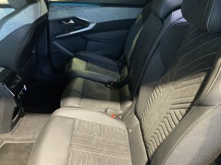 Peugeot 5008 Elektro 210 73kWh