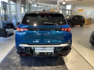 Peugeot 5008 Elektro 210 73kWh