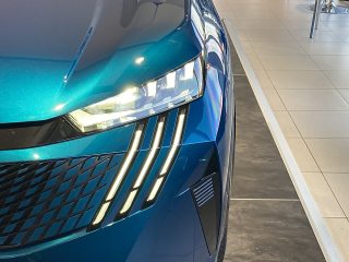 Peugeot 5008 Elektro 210 73kWh