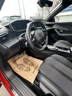 Peugeot 2008 PureTech 130 S&S GT EAT8