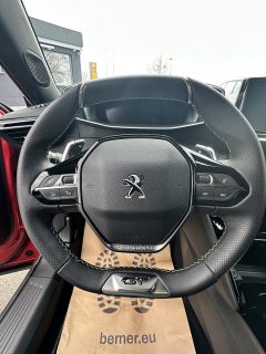 Peugeot 2008 PureTech 130 S&S GT EAT8