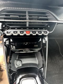 Peugeot 2008 PureTech 130 S&S GT EAT8