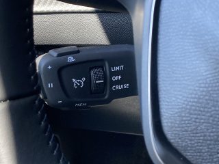 Peugeot 2008 PureTech 100 Allure 6-Gang-Manuell!TOP ANGEBOT!