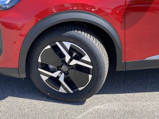 Peugeot 2008 PureTech 100 Allure 6-Gang-Manuell!TOP ANGEBOT!