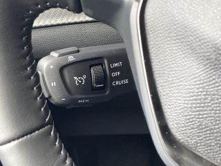 Peugeot 2008 PureTech 100 Allure 6-Gang-Manuell!TOP ANGEBOT!