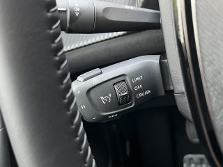 Peugeot 2008 PureTech 100 Allure 6-Gang-Manuell!TOP ANGEBOT!