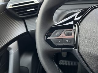 Peugeot 2008 PureTech 100 Allure 6-Gang-Manuell!TOP ANGEBOT!