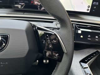 Peugeot 3008 Hybrid 145 e-DCS6 GT!MATRIXLED,PANO,KAMERA,NAVI,VOLL!