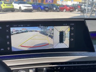 Peugeot 3008 Hybrid 145 e-DCS6 GT!MATRIXLED,PANO,KAMERA,NAVI,VOLL!