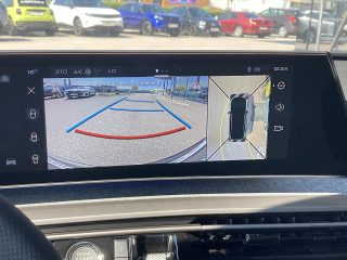 Peugeot 3008 Hybrid 145 e-DCS6 GT!MATRIXLED,PANO,KAMERA,NAVI,VOLL!