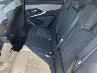 Peugeot 3008 Hybrid 145 e-DCS6 GT!MATRIXLED,PANO,KAMERA,NAVI,VOLL!