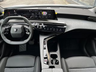 Peugeot 3008 Hybrid 145 E-DCS6 Allure Aut.!NAVI,360°KAMERA,LED,ACC,TOP!