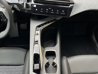 Peugeot 3008 Hybrid 145 E-DCS6 Allure Aut.!NAVI,360°KAMERA,LED,ACC,TOP!