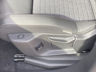 Peugeot 5008 mHEV 145 e-DCS6 Allure Aut.!NAVI,ACC,KAMERA360°!TOP AKTION!