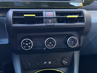 Fiat Grande Panda Hybrid mHEV 110 6-Gang eDCT Icon!PIXELLED,10,25