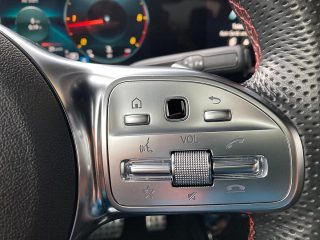 Mercedes-Benz CLA 200d Coupe Entry Aut AMG LINE.!LED HIGH PERFORM,PANO,NAVI,KAMERA!