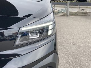 Opel Zafira 2,2 Diesel XL GS Aut.!VOLLAUSSTATTUNG,AHV,WEBASTO,PANO,NAVI,LED!