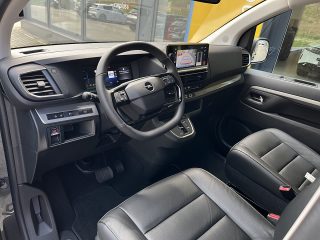 Opel Zafira 2,2 Diesel XL GS Aut.!VOLLAUSSTATTUNG,AHV,WEBASTO,PANO,NAVI,LED!