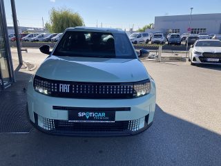 Fiat Grande Panda 1.2 T 100 Icon