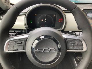 Fiat 600 Hybrid mHEV 110 6-Gang eDCT La Prima