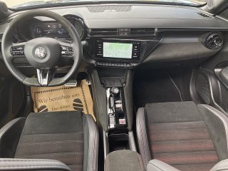 Alfa Romeo Junior Ibrida Speciale 1.2 MHEV e-DCT6!NAVI,PANORAMA,LED,KAMERA,TOP!