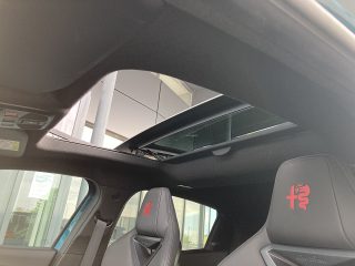 Alfa Romeo Junior Ibrida Speciale 1.2 MHEV e-DCT6!NAVI,PANORAMA,LED,KAMERA,TOP!
