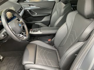 BMW X2 sDrive 18d Aut.M-SPORT!ADAPT-LED,NAVI,KAMERA,19