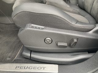Peugeot 3008 BlueHDi 130 S&S EAT8 GT Pack
