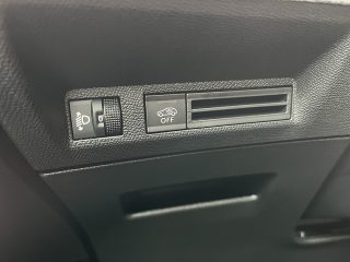 Peugeot 3008 Hybrid 145 E-DCS6 Allure Aut.!NAVI,360°KAMERA,LED,ACC,TOP!