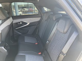 Peugeot 3008 Hybrid 145 E-DCS6 Allure Aut.