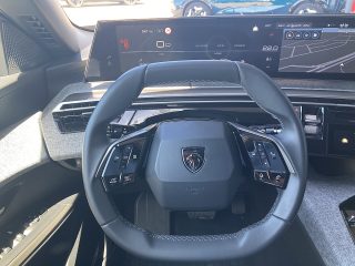Peugeot 3008 Hybrid 145 E-DCS6 Allure Aut.