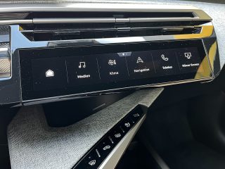 Peugeot 3008 Hybrid 145 E-DCS6 Allure Aut.