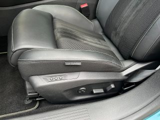 Peugeot 308 SW BlueHDi 130 EAT8 GT!MATRIXLED,NAVI,KAMERA,FOCAL,PANORAMA!