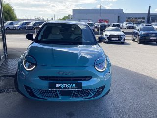 Fiat 600 Hybrid mHEV 110 6-Gang eDCT La Prima