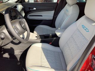 Fiat 600 Hybrid mHEV 110 6-Gang eDCT La Prima