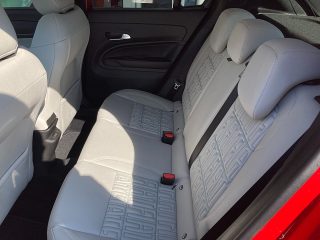 Fiat 600 Hybrid mHEV 110 6-Gang eDCT La Prima